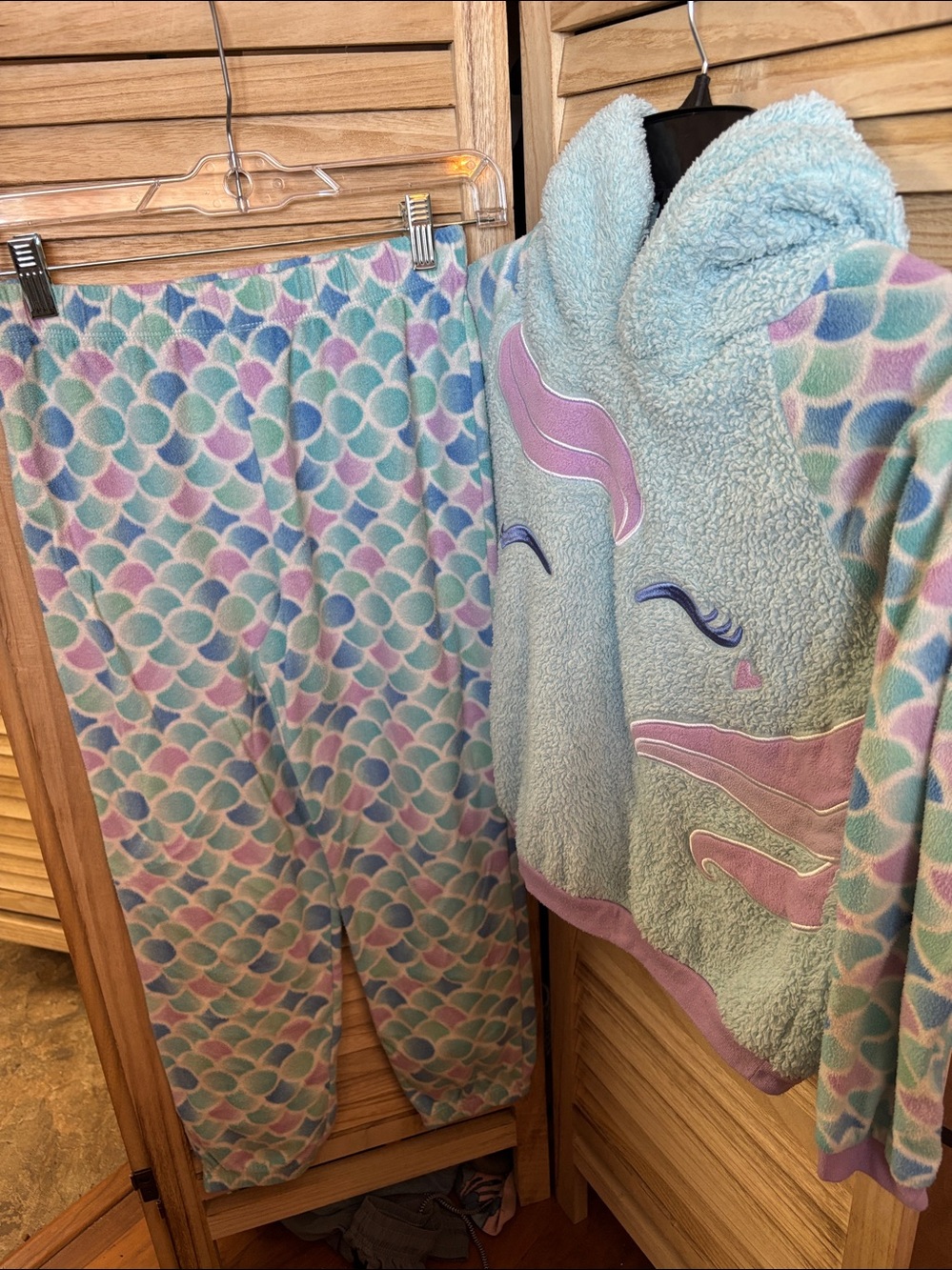 Girls Cozy Pastel Unicorn Hooded Lounge Set - Mint & Lavender Medium